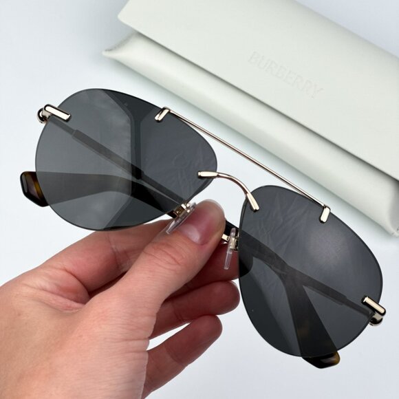 Burberry BE3151 110987 BRAND NEW Sunglasses Gold Dark Grey Pilot Unisex - Picture 2 of 11